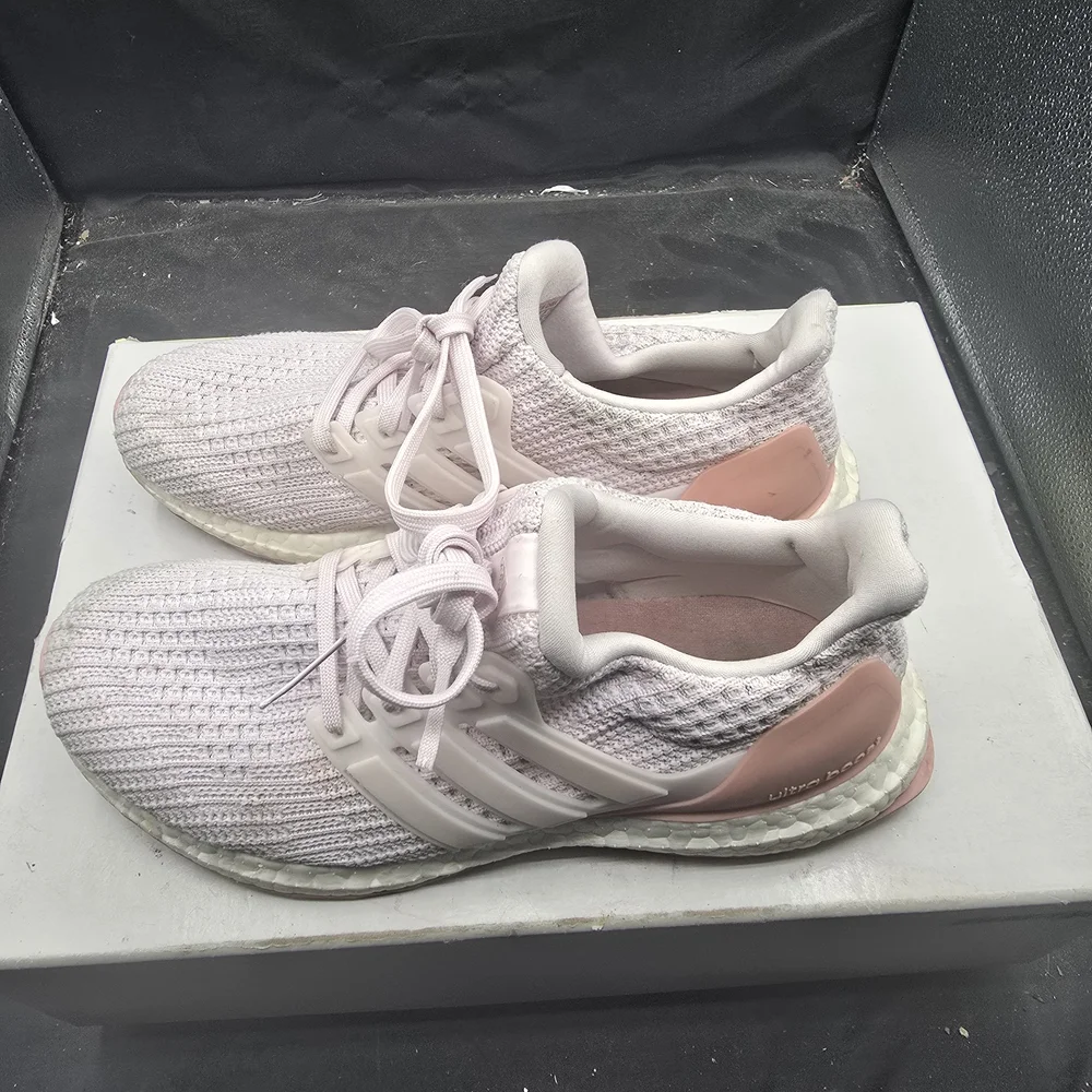 Adidas Women's Soft Pink Knit Sneakers‎